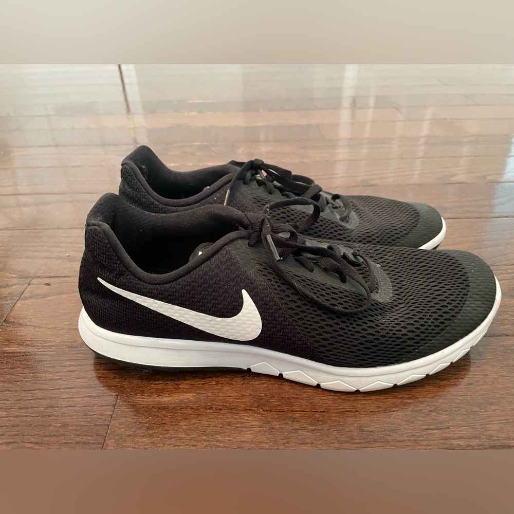 Women’s Nike Sneakers